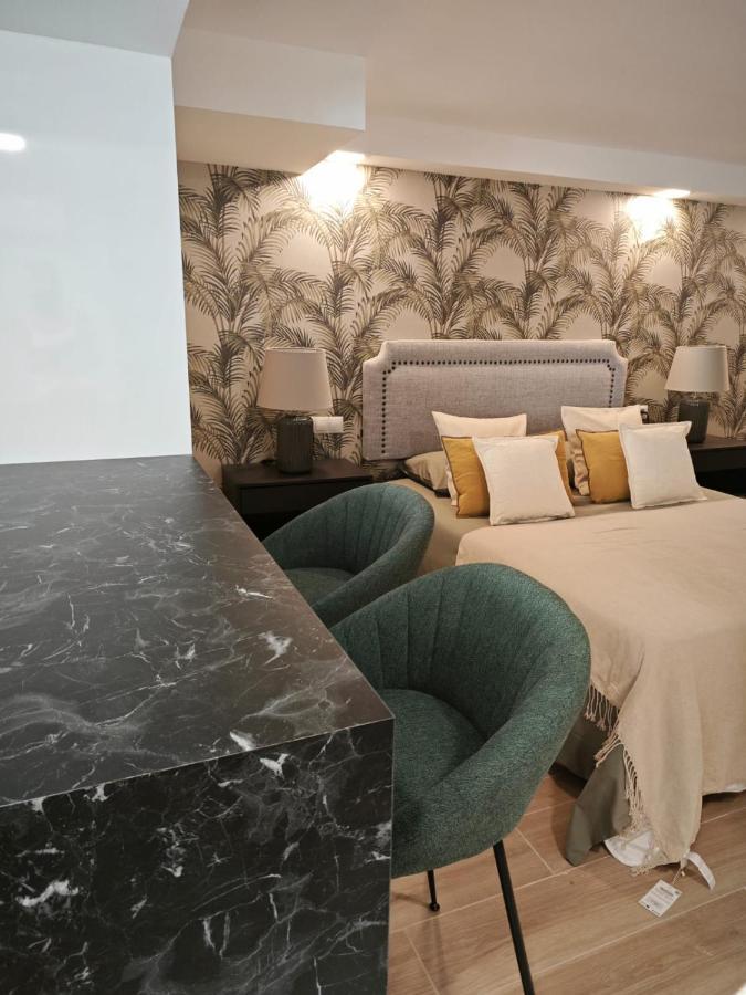 Studio Sevilla Suites Málaga Eksteriør billede